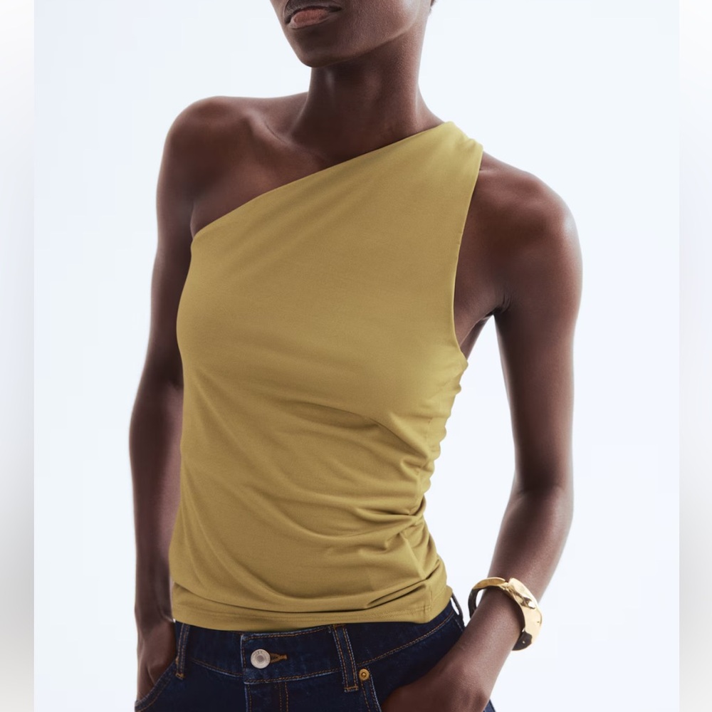 NWOT Green One Shoulder Top Small